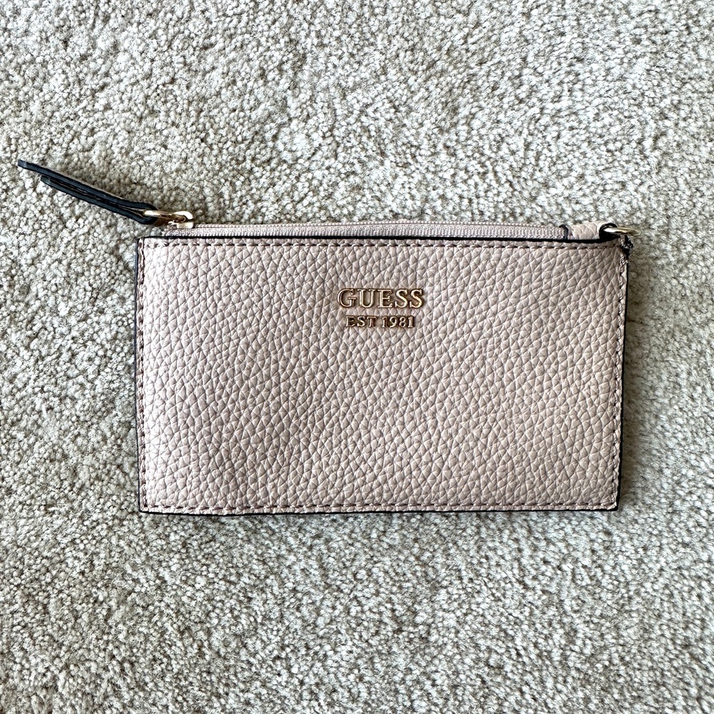 NWOT Guess wallet